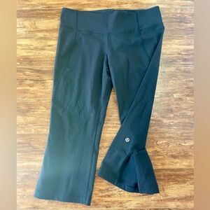 Lululemon crops - size 10